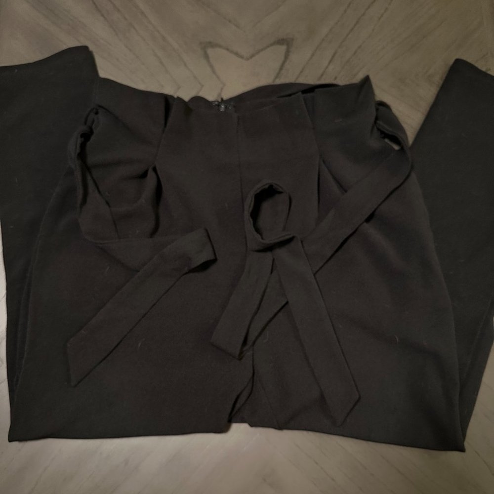 Black Dress Pants with Paperbag style Waist. Size XL.